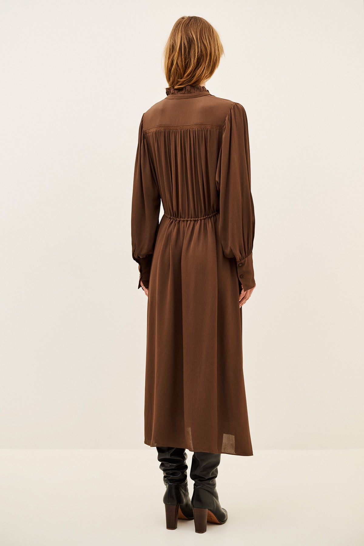 Robe BRUNA