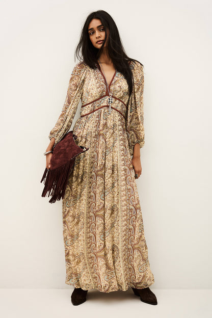 Robe CHANA