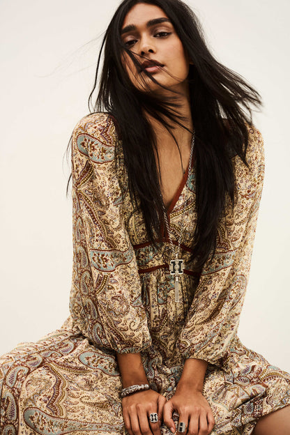 Robe CHANA