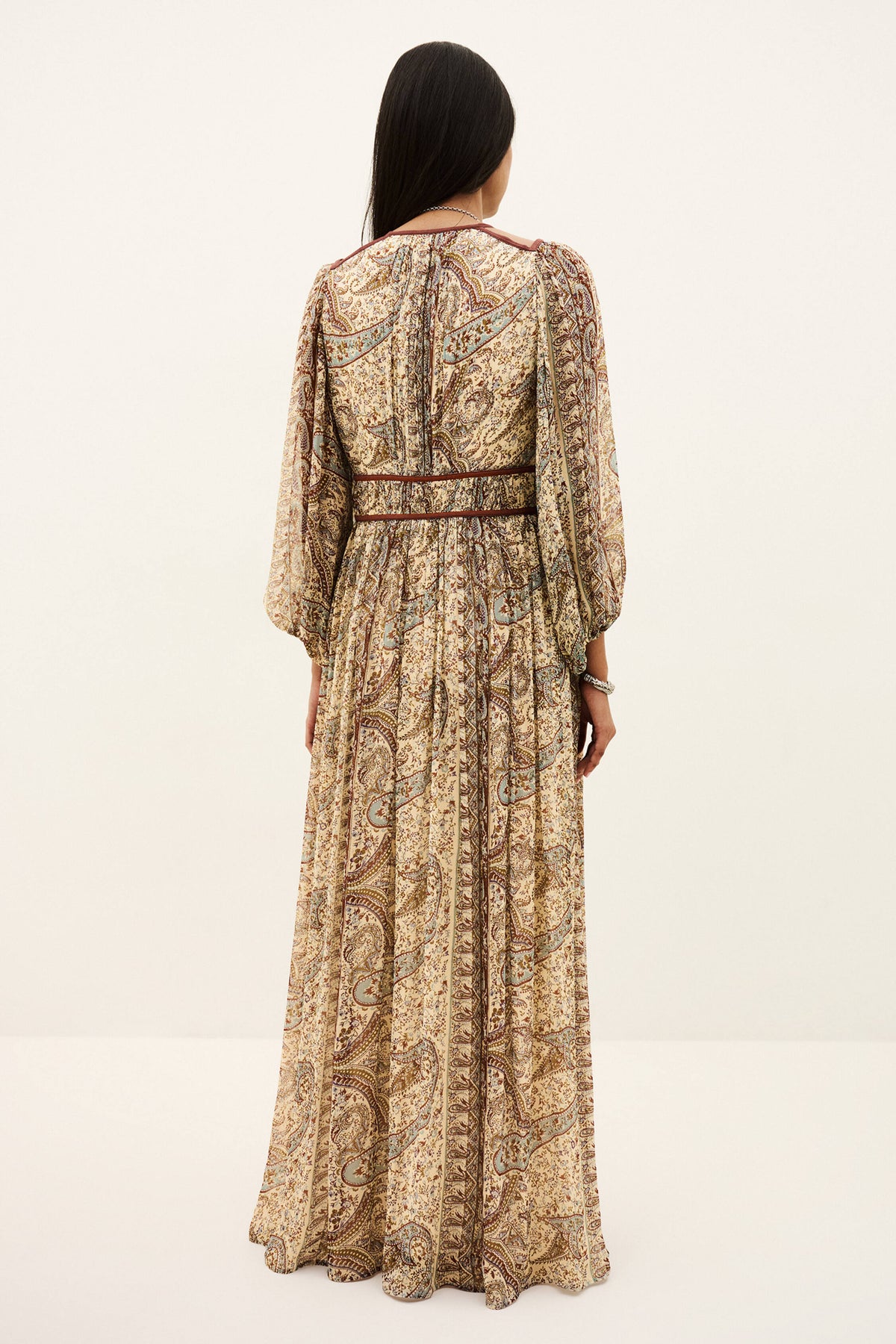 Robe CHANA